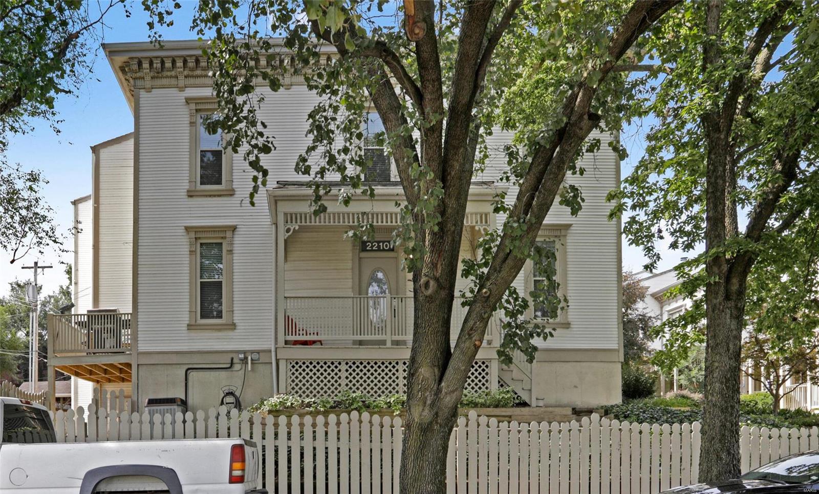 Lafayette Square - Residential