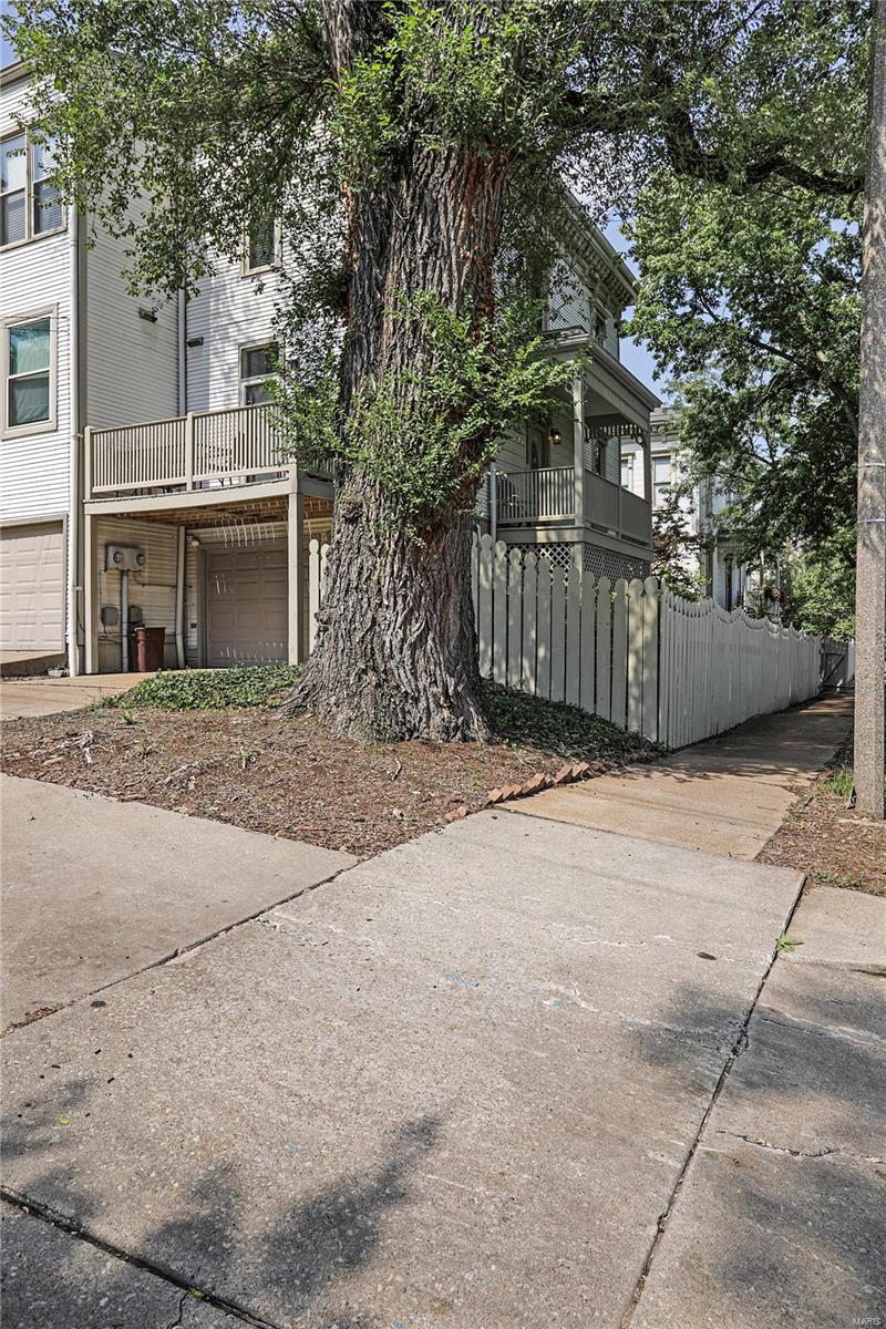 Lafayette Square - Residential