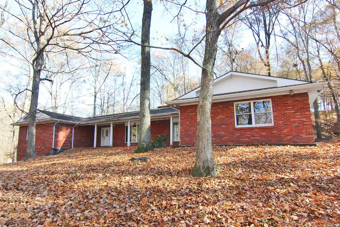 The ultimate fixer upper in an excellent neighborhood on 1.4 acres - 5 bedrooms - 3.5 baths - 5,935 sq. ft. - Ward Title to be used as title company. SpecialListingConditions: Probate