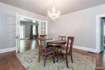 Crystal City - Residential