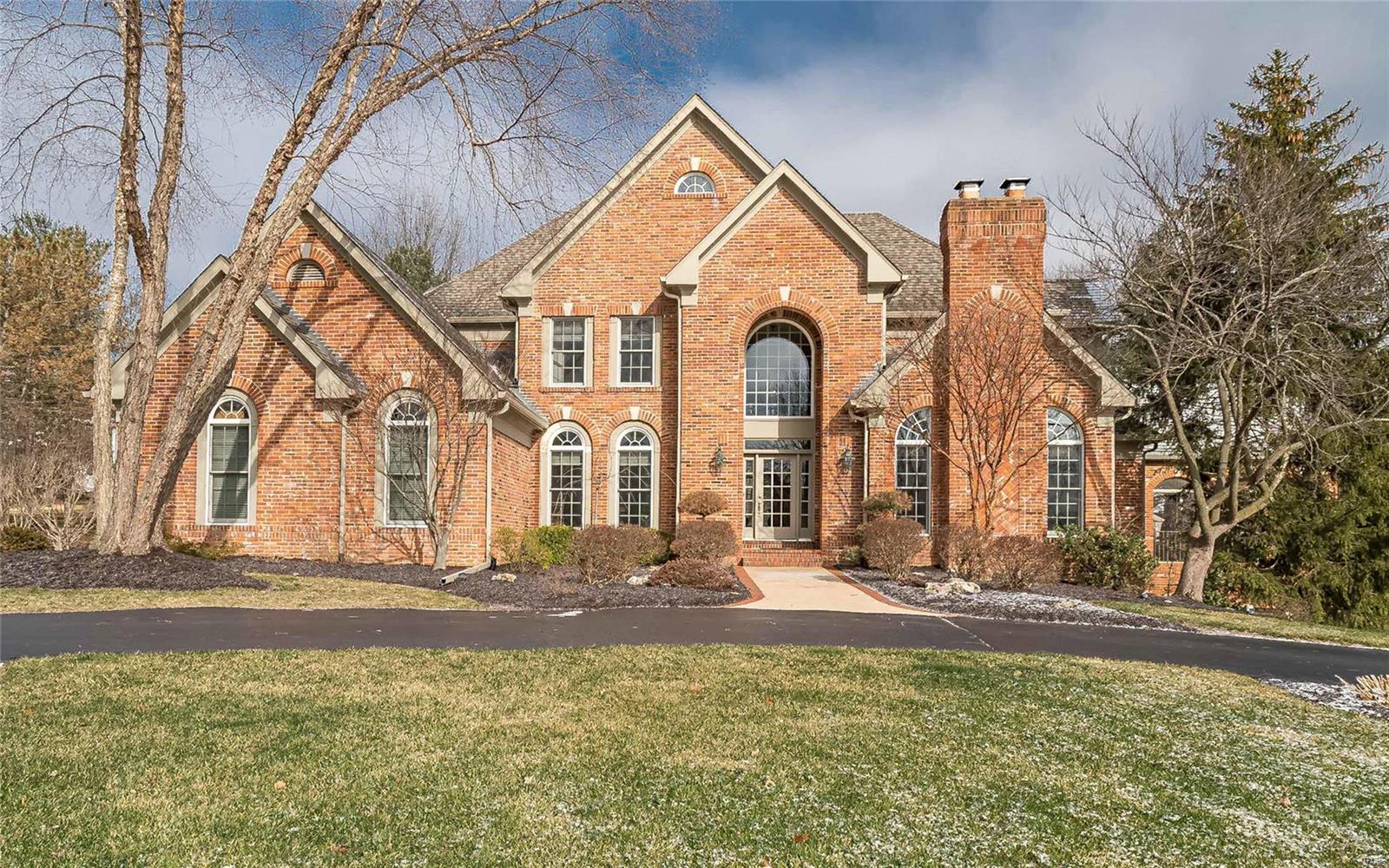 Stunning DeShetler 1.5 story estate on private level .9 acre. Take your outdoor entertaining to a new level w gorgeous gunite pool w spacious cool decking, show stopping outdoor stone f/p, screen porch w kitchenette & ½ bath. 2 sty grand entry has curved staircase, Spanish limestone floor & arched fluted doorways. Impressive dining room welcomes formal events, Great Room w f/p & wet bar has 2 sty poolside view. Library/office w wood wainscoting, built-ins & f/p has access to the ML Master Suite. Hang out in your large kitchen Subzero & Wolf appl., granite, center isl. w veg. sink & breakfast bar, lrg planning desk, wd floors, back stairs & sunny hearth rm w 4th f/p. 1 bed w priv. bath & 2 beds w/ jack n jill bath complete 2nd fl. Incredible LL w 9’ pour has spacious rec rm w XL built-in saltwater aquarium, kitchenette w granite, ice maker, dw, frig, micro, 5th bed, full bath, & craft room plus plenty of storage. New carpet & neut. paint. Ingrd spklr, sonos sys, securtiy sys.