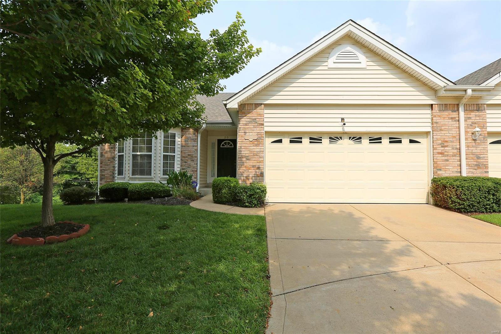 Don't miss this beautiful villa in highly sought out area off Hwy. 370. Situated on cul de sac vaulted ceilings in great room with wood flooring.
Gas fireplace , built-in shelving area. Kitchen has granite counters and breakfast bar, stainless steel appliances. Sliding glass doors to deck off dining area. Main floor laundry, master suite with nice sized walk in closet  luxury bath, 2nd bedroom with newer carpet on main floor.  Lover level has huge family room area and large 3rd bedrm, full bath, plentiful storage. Walkout to patio. Move in and enjoy the comforts of this villa! Location: Other