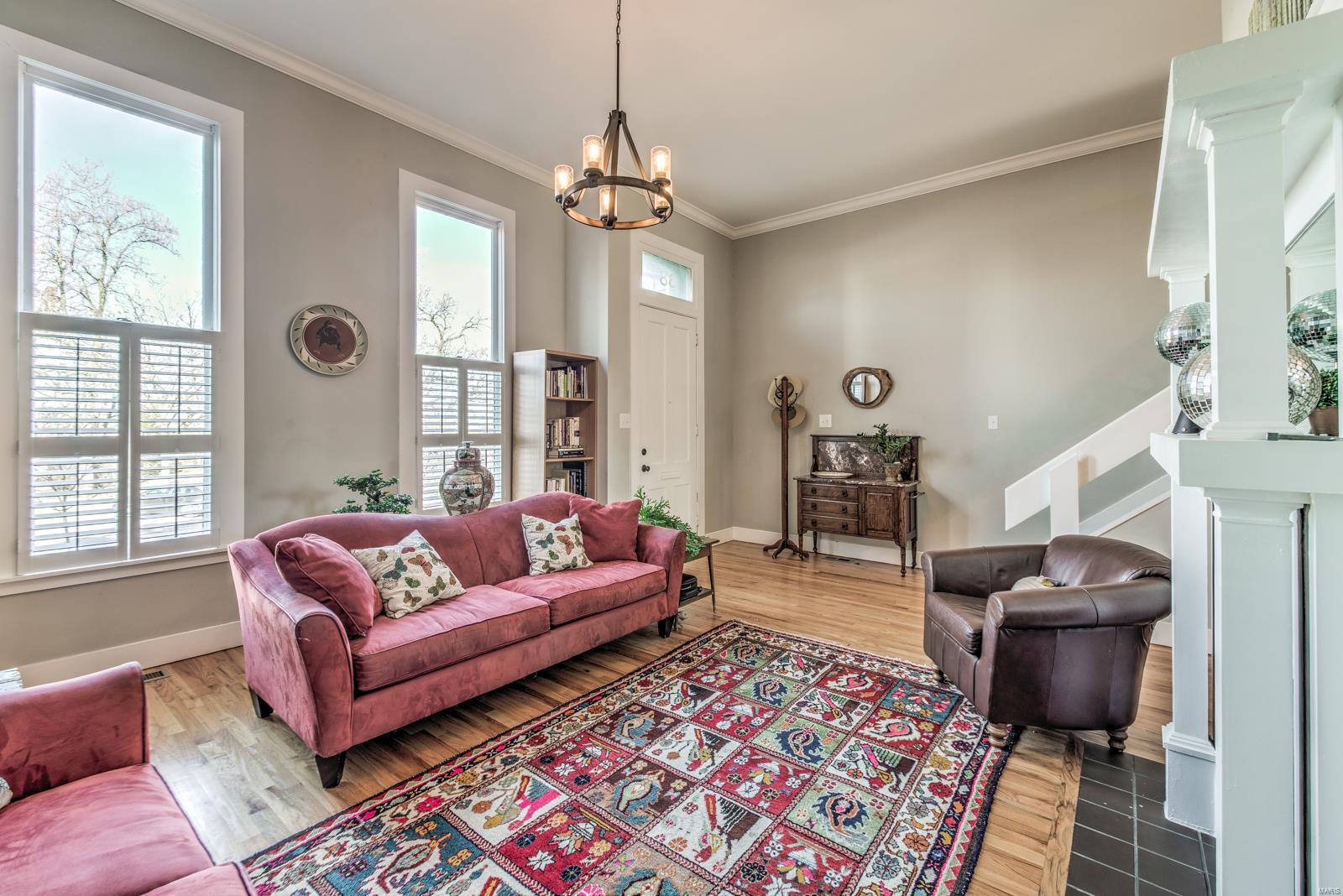 Lafayette Square - Benton Place - Residential