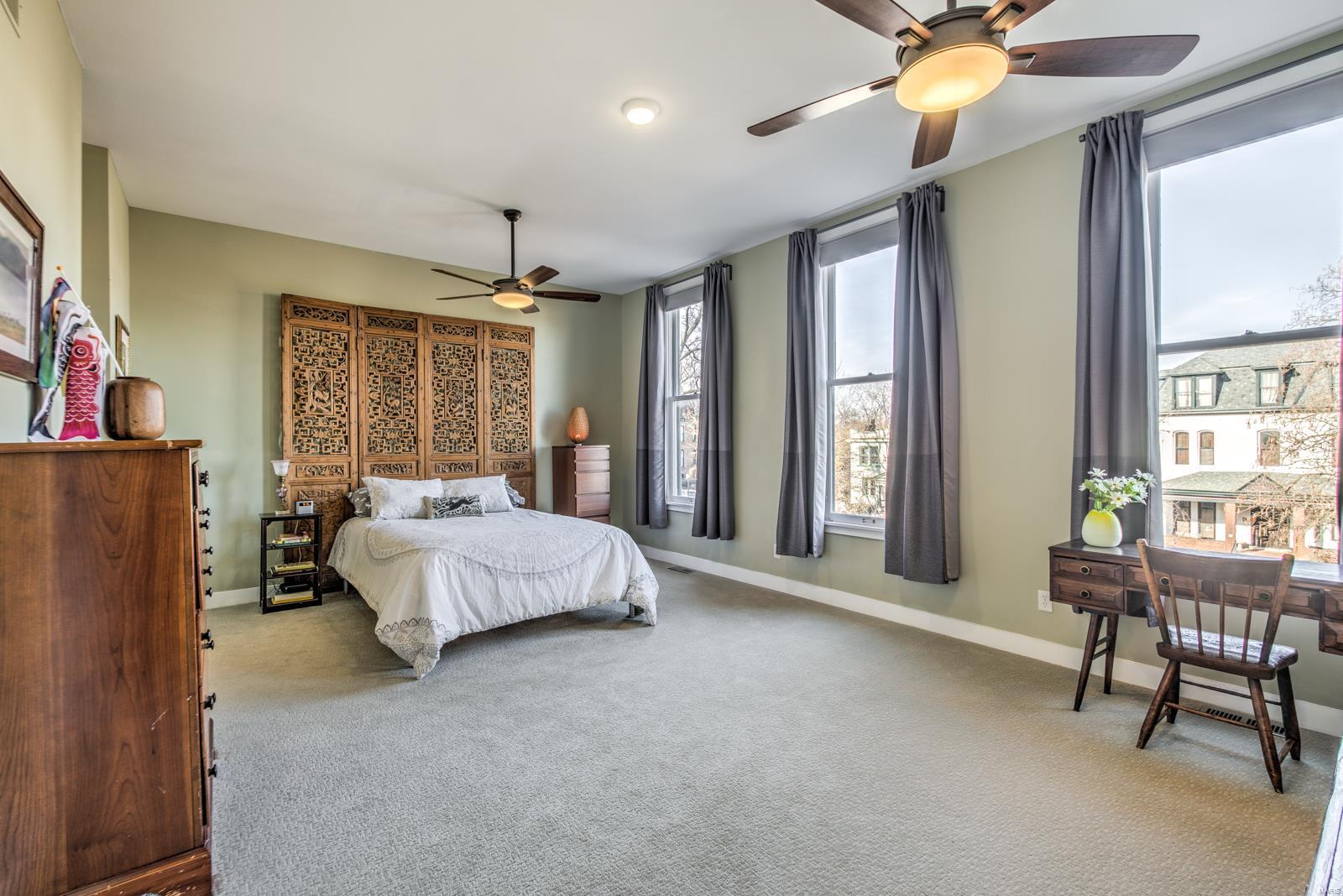 Lafayette Square - Benton Place - Residential