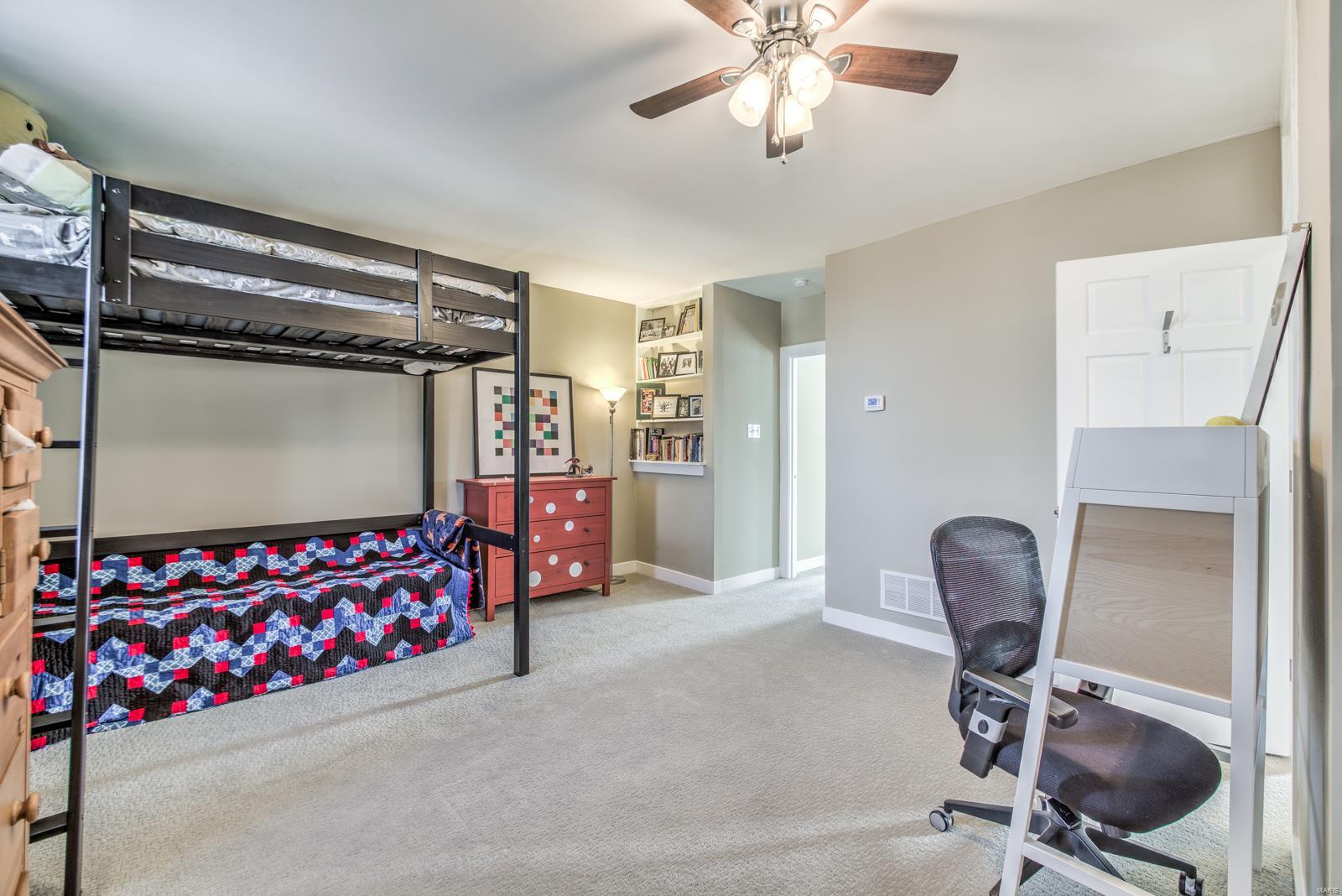 Lafayette Square - Benton Place - Residential