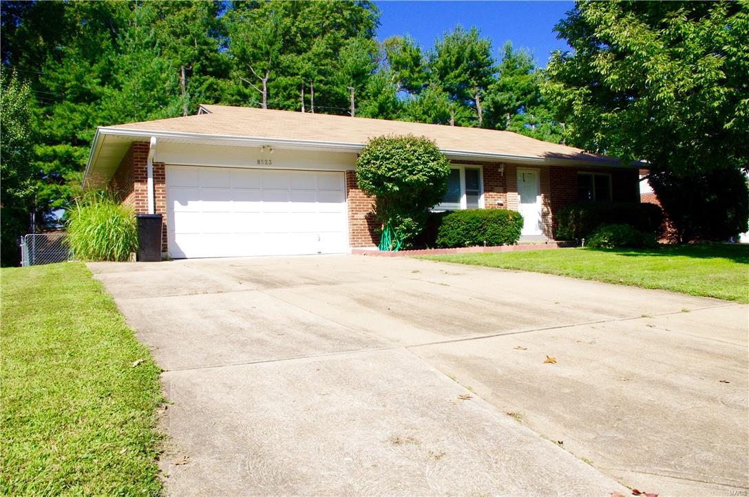 If location is important to you, then look no further. A solid well maintained full masonry brick home, in upper Afton.  Full two car attached garage, with a three car wide driveway.  Gorgeous original hardwood floors on the main level.  Spacious living room with picture frame window, separate dinning room, and eat-in kitchen.  Well maintained appliances, updated electric, newer HVAC high efficiency, newer windows, & newer 6 panel doors. Remolded lower level gives additional living space, with full bath 2016. Fenced in yard, with a perfect patio for entertaining and BBQ. Low maintenance home, ready to move in.