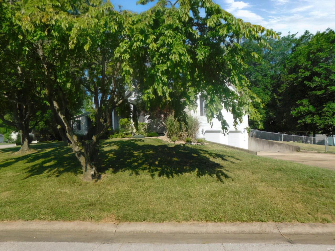 Woodland Oaks - Residential