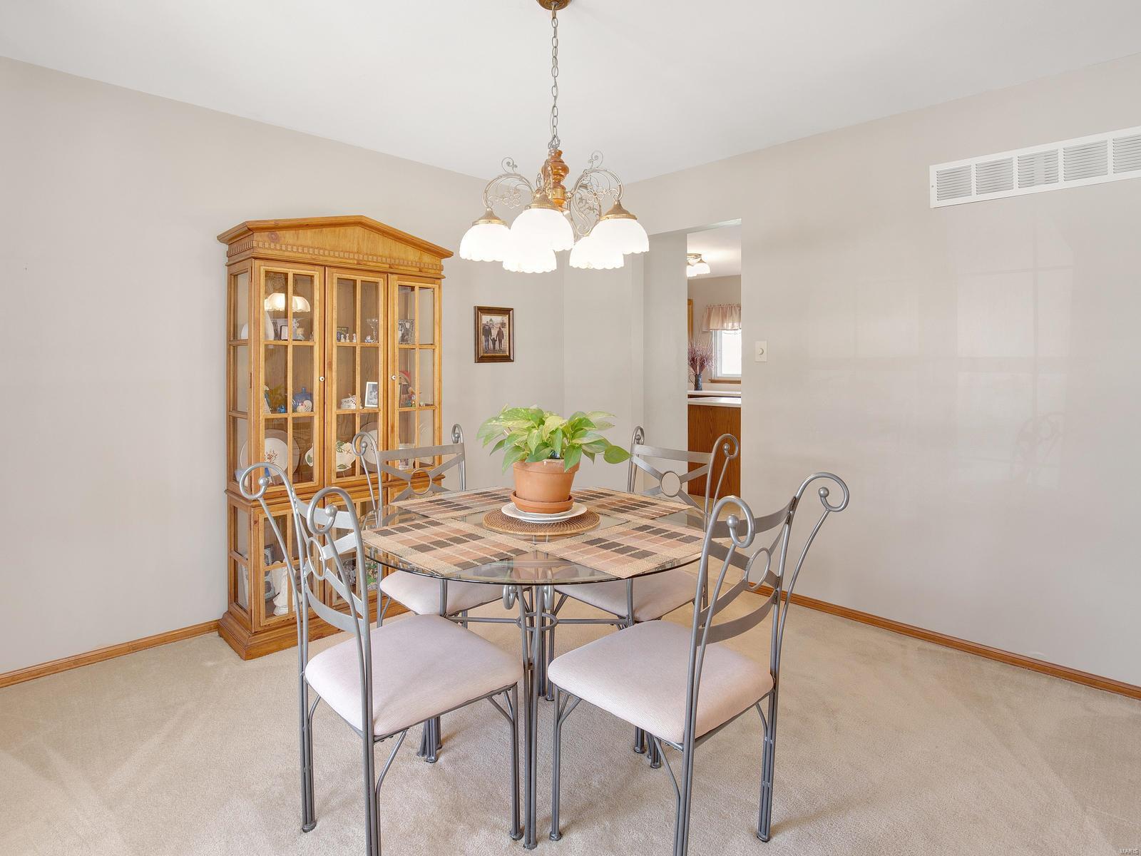 Twin Chimneys Village E Plum Grove - Residential