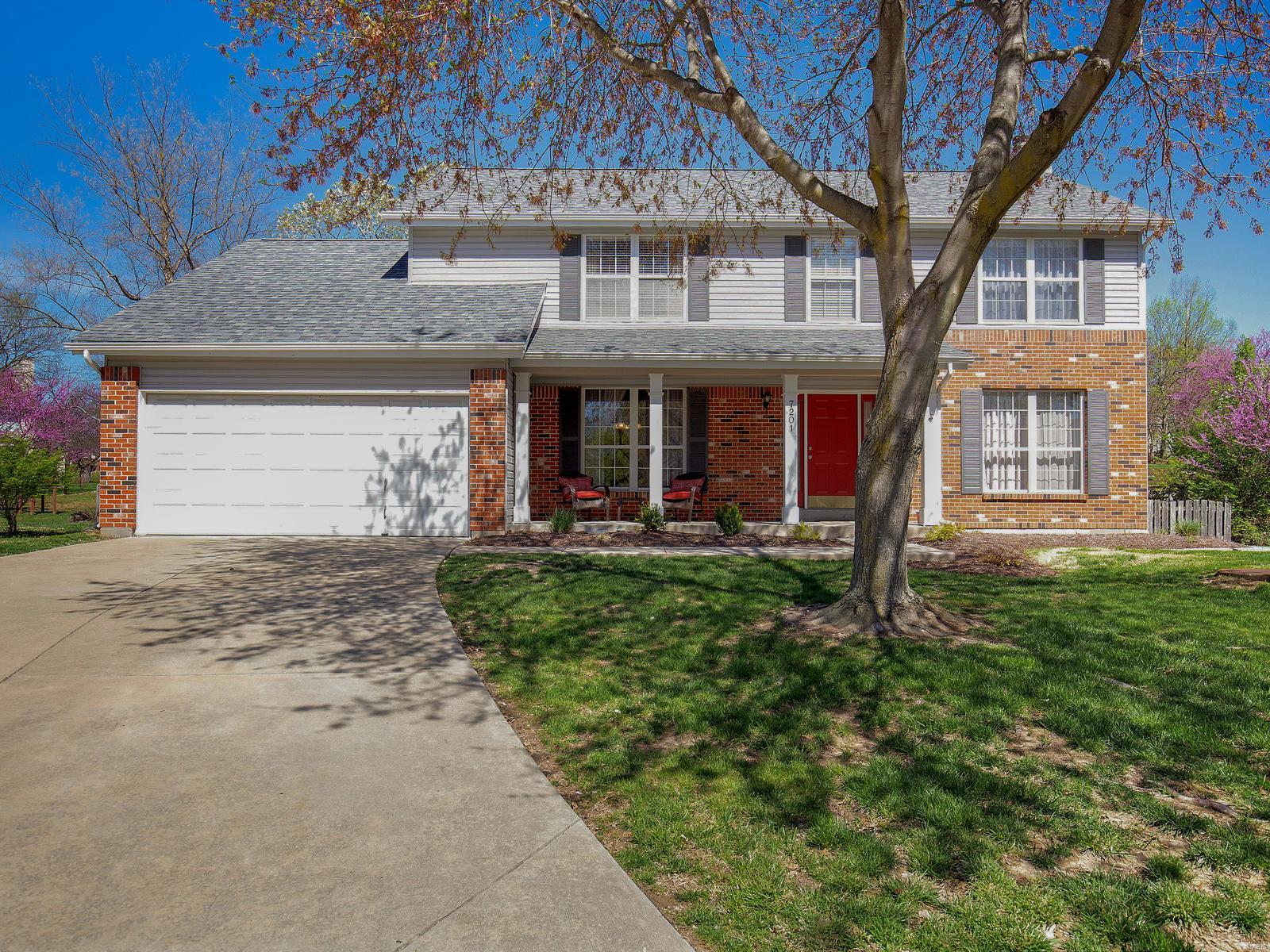Located on a quiet cul-de-sac in the sought after Twin Chimneys subdivision, this beautiful two story home features a spacious and open floor plan with plenty of space for entertaining-inside and out! The main floor boasts a den, formal dining room, living room with a bay window and fireplace, eat-in breakfast room, large kitchen with center island, pantry, guest bathroom and main floor laundry. Upstairs you'll find a large master suite which includes dual vanities, a soaker tub and separate shower with 3 additional spacious bedrooms and hall bathroom. Home has a large fenced in backyard, and is within walking distance to the incredible recreational facility for Twin Chimney members, which includes a 3 pool complex, tennis courts, exercise room, and clubhouse. 

ADDED BONUS: SELLER IS PROVIDING A COMPLIMENTARY ONE-YEAR HOME WARRANTY WITH THE PURCHASE OF THIS HOME!