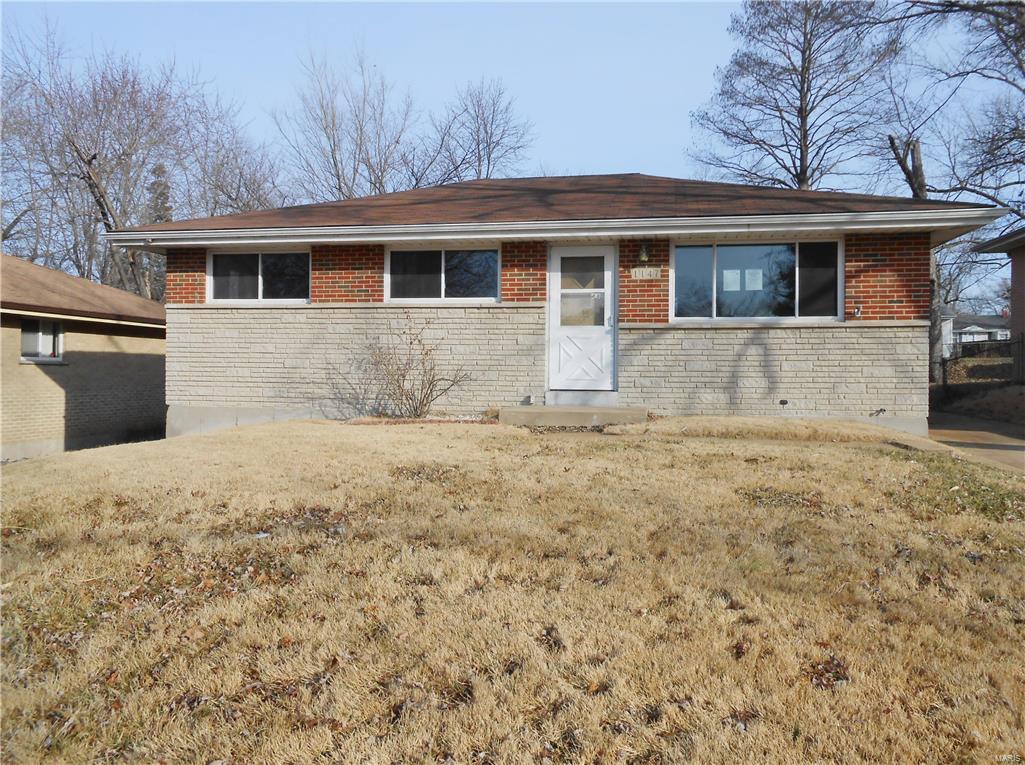 Nice Spanish Lake bungalow at a very attractive price! This brick home features cute curb appeal, wood floors, a partially finished basement, and an updated electrical panel. You will love the vinyl windows, eat-in kitchen with a corner double sink, and ample storage. This great residence offers three bedrooms, one main-floor bathroom, and a lower level bathroom. SpecialListingConditions: Foreclosure