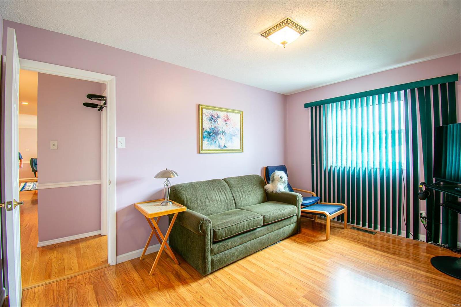 Lin Capri Condo - Residential