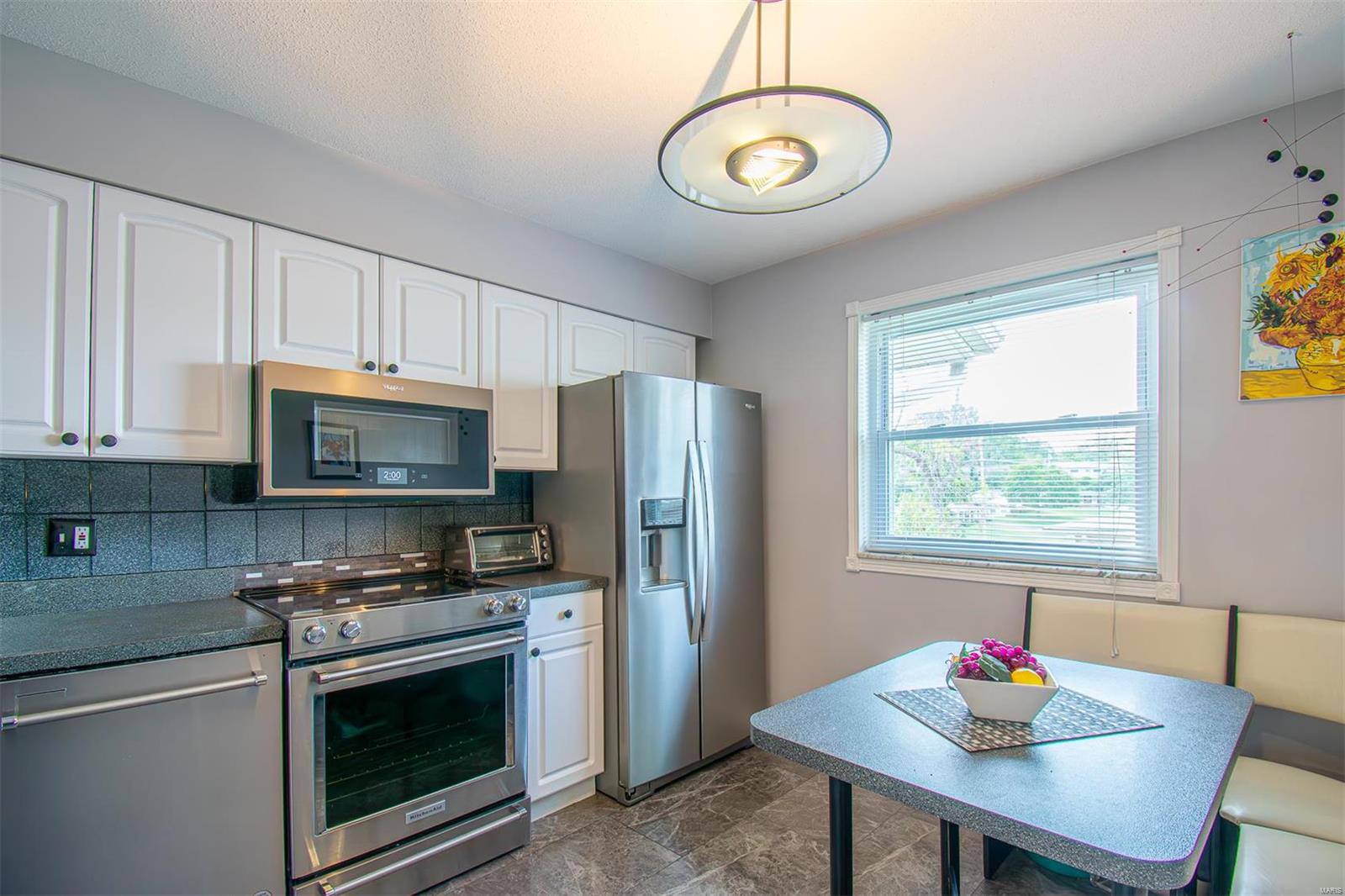 Lin Capri Condo - Residential