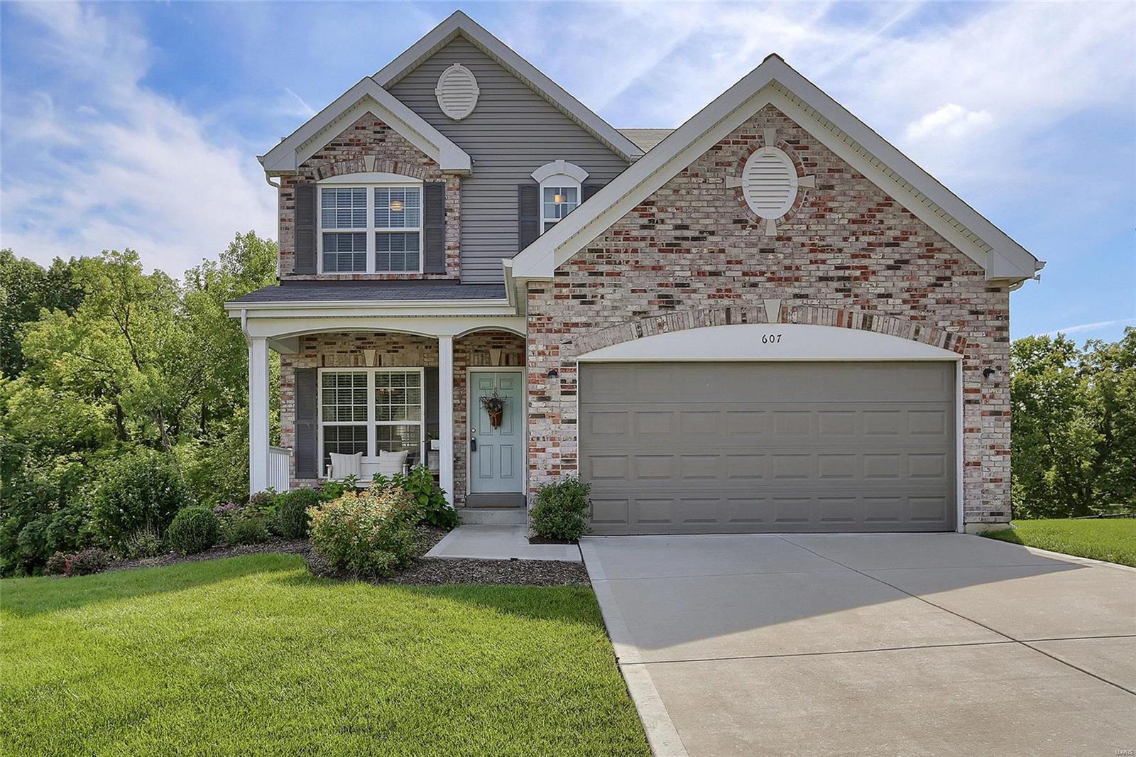 NEW BUILD FEEL WITHOUT THE WAIT! 2-STORY OFFERING 3 BED+LOFT, 2 FULL/2 HALF BATHS, & STYLISH UPGRADES!!! Featuring Open floor plan, 9' ML ceiling, trendy/chic light fixtures in dining, kitchen, & master, bays, engineered hardwd through ML living areas, 2" wht blinds, French & 6-panel wht doors, dual-zone HVAC, SMART thermostat & light switches, inground sprinkler sys*KITCHEN boasts 42"white shaker cabs, granite tops, marble tile backsplash, center island w/break bar, SS Fridge, dishwasher, micro & smooth top range*BREAKFAST RM provides a large pantry & bay leading to a composite deck*Sep DINING RM*Open FAM RM*MASTER BED w/coffered ceiling, large walk-in closet & French doors to the attached bath*Two sep adult-height vanities, soaker garden tub, sep shower & 2nd walk-in closet*LL MEDIA RM includes projector & screen with attached 1/2 bath*REC RM w/carpet & walk-out to patio & partially level, fenced backyard. Subdivision pool, nearby trails, & conveniently located to mjr highways.