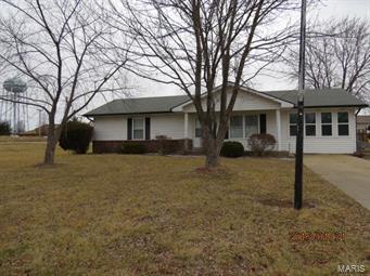 2015-2 Bedroom,1 Bath ranch home with partially finished basement that includes family room, full bath and nice corner lot with fenced back yard. Home also offers a bonus room off kitchen with lots of windows. A few updates and some TLC is just what this home needs. Home is offered as is. Additional Rooms: Sun Room