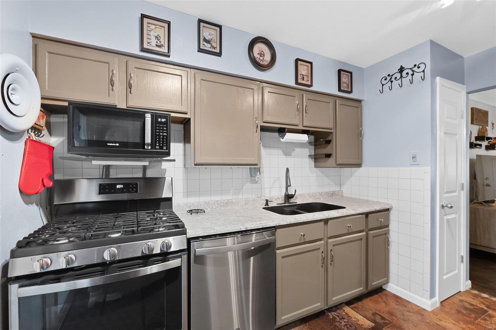 Bellaire Acres - Residential