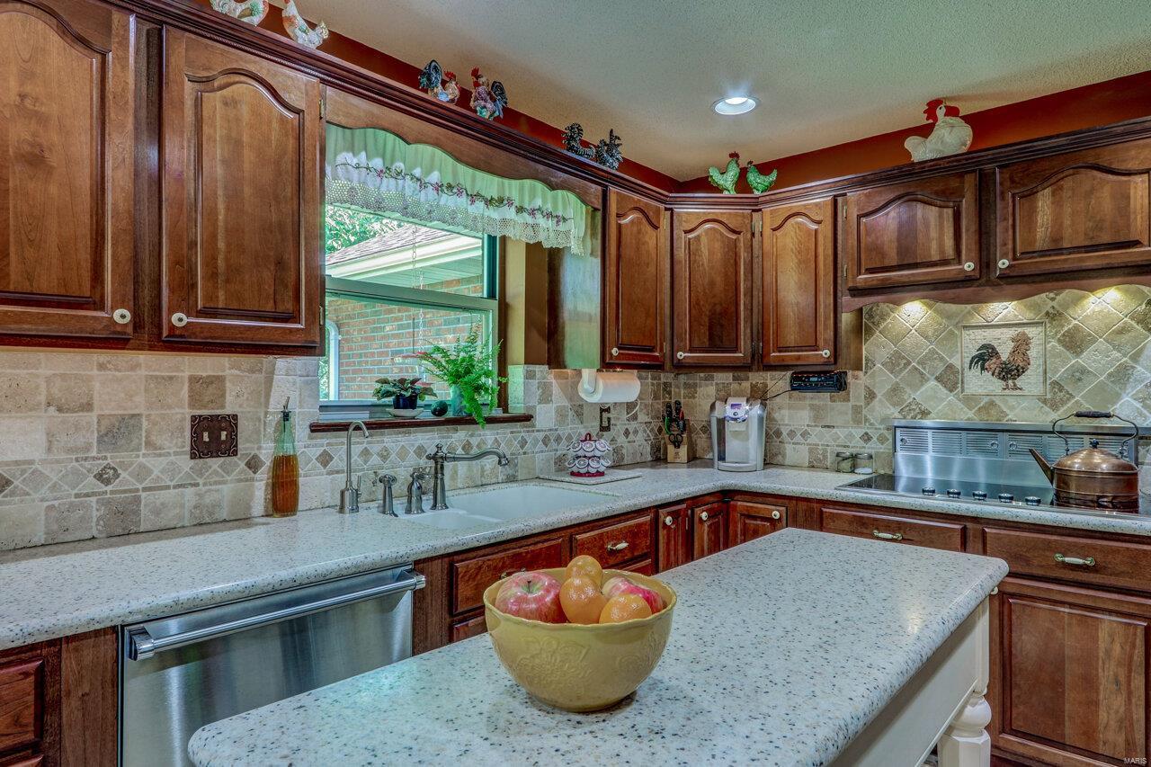 Country Pointe Estate - Residential