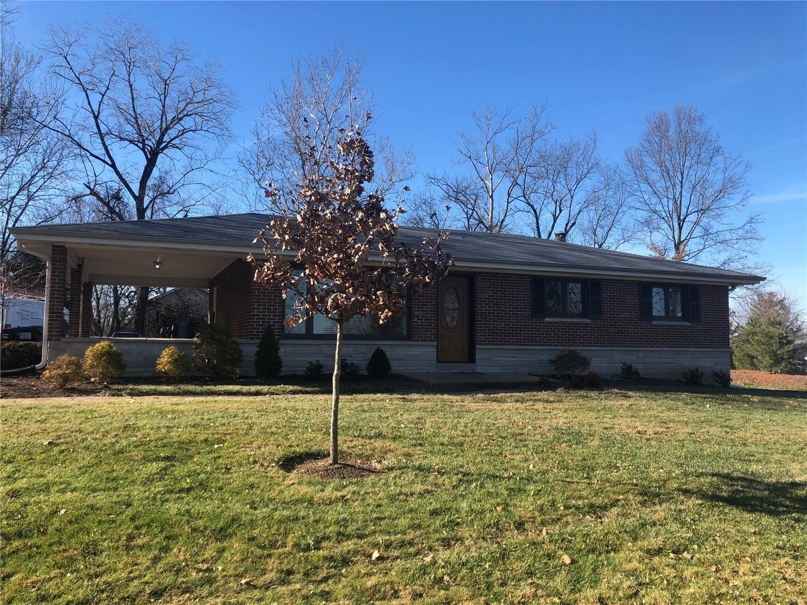 Beautiful updated ranch is centrally located. Quick access to Hwy 40 and Hwy 44. The best of both worlds close to everything and located on a private little street. Updates include spectacular new kitchen, granite counter tops,  new cabinets, new appliances. Both baths updated with new tile throughout,new cabinets. Gorgeous hardwood floors throughout the home have been refinished.New windows throughout. New doors, new front door. New HVAC new 2017.
Electric & Plumbing updated.Washer/dryer stays as is.