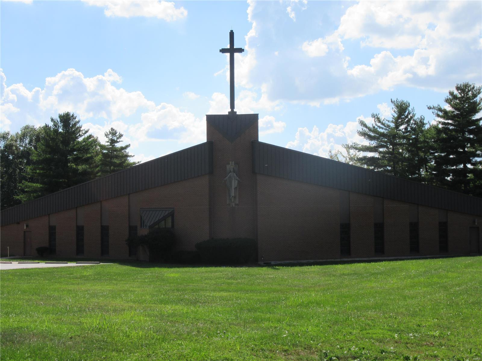 Beautiful Church property on approx. 7.5 acres.  Property has 90+ total parking spaces on the side and rear of the church.   The former Parish house is included with the sale and can be used as a residence or converted as use for church gatherings, meeting.  It has 4+ bedrooms and 4+ baths with 3 car garage, balcony, offices and more. Lots of land  to expand for future growth.  This is what you have been looking for! Location: Suburban
