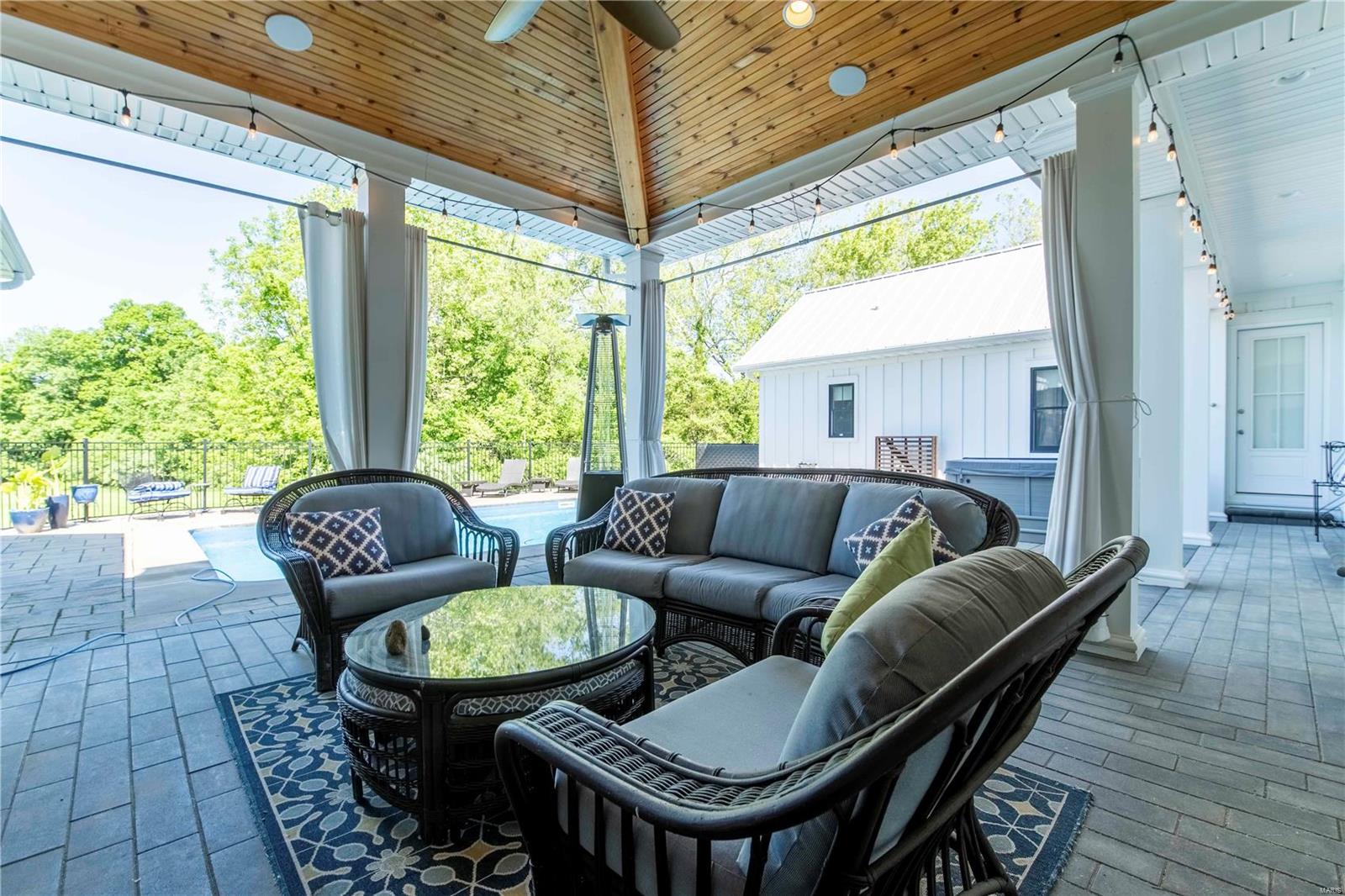 Saddlewoods At Beckers Crossing - Residential
