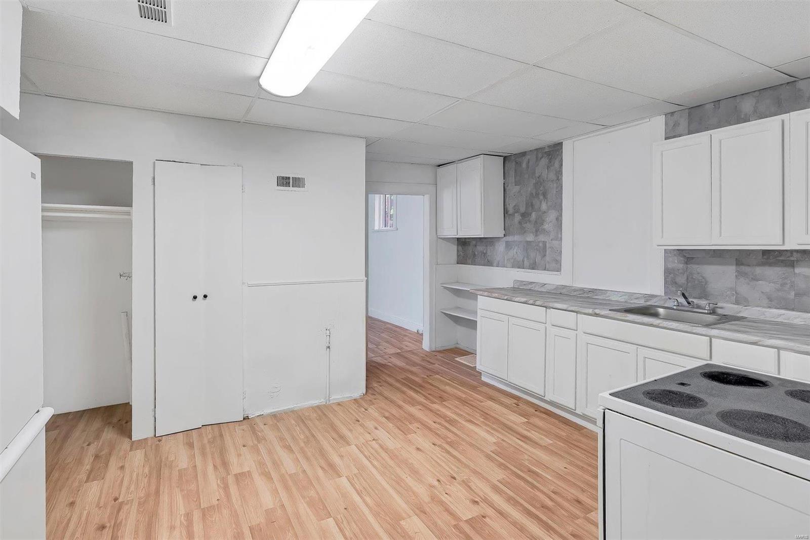 St Louis Commons Add - Residential