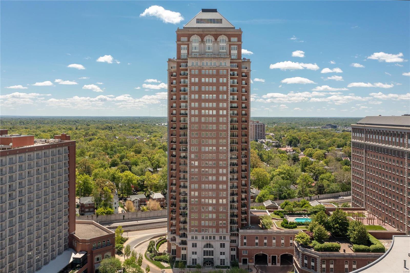 Plaza In Clayton A Condo The - Residential
