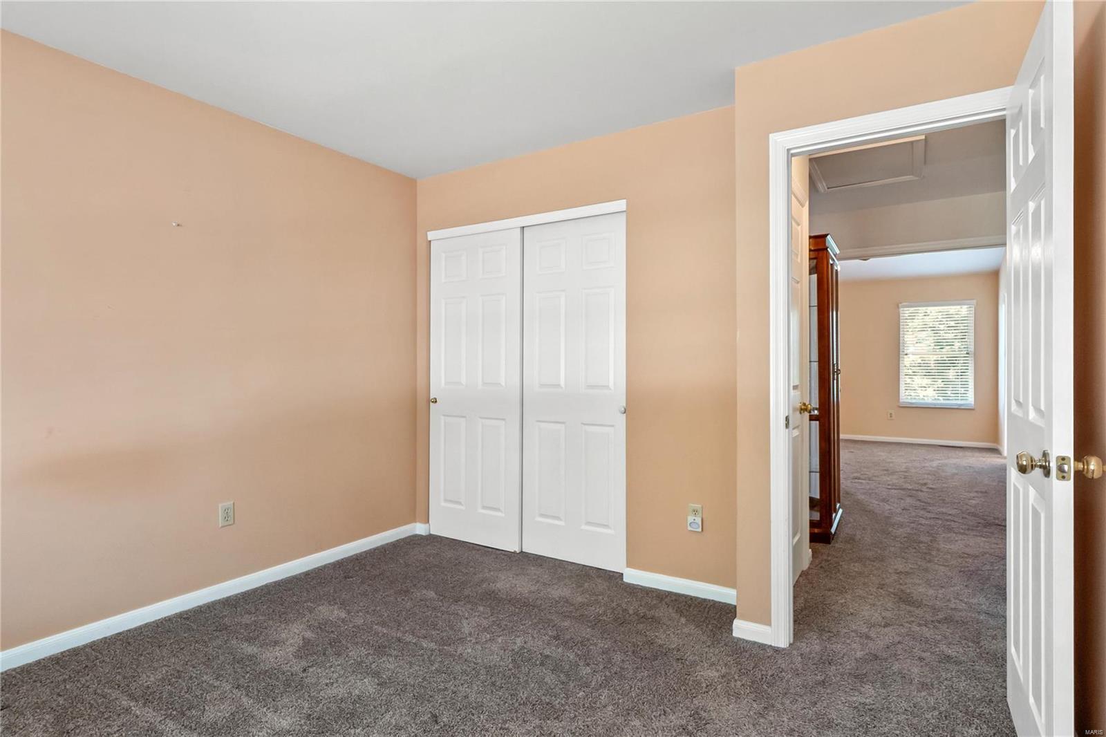 Fox Pointe - Residential