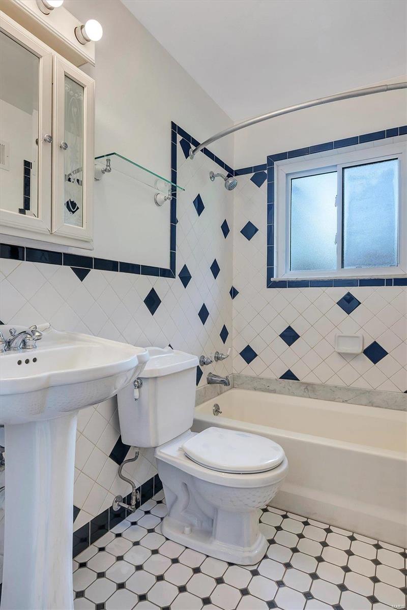 Calbreath Court - Residential
