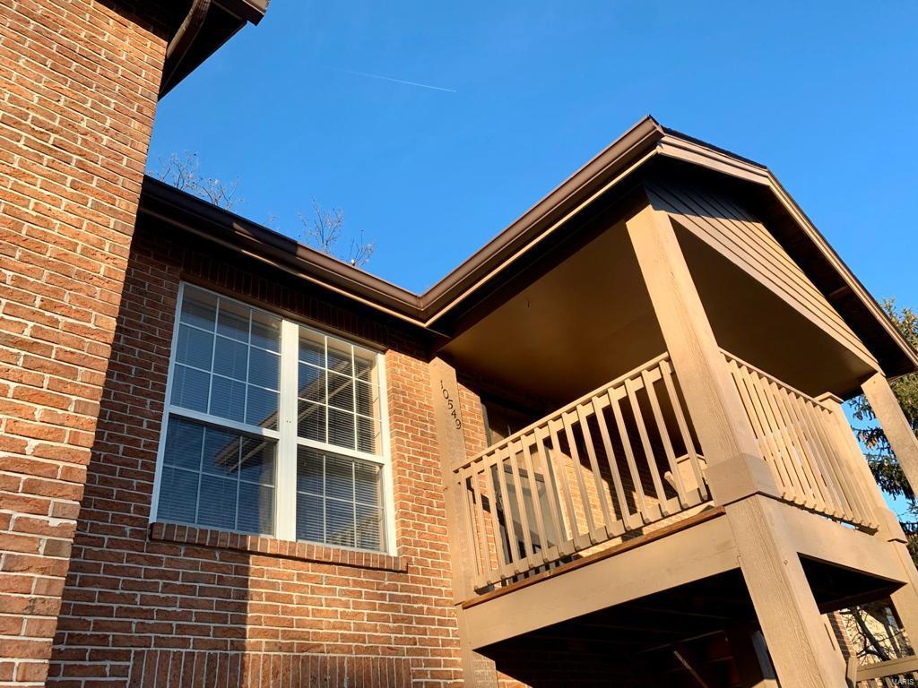 Wonderful updated condo with vaulted ceiling, All New Paint, New Bathroom Vanity, New porcelain flooring in kitchen and bathroom, New wood laminate in family/dining area, hall and bedrooms! Upper level, end unit, Good location, Ritenour schools, modern quite brick complex. Low condo fees. Large deck to relax and grill or morning coffee. Main floor laundry, Fridge,  New dishwasher, New garbage disposal, washer, dryer and stove included. Location: Upper Level