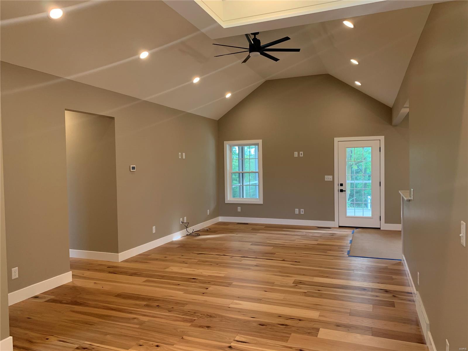 Oak Spring - Residential
