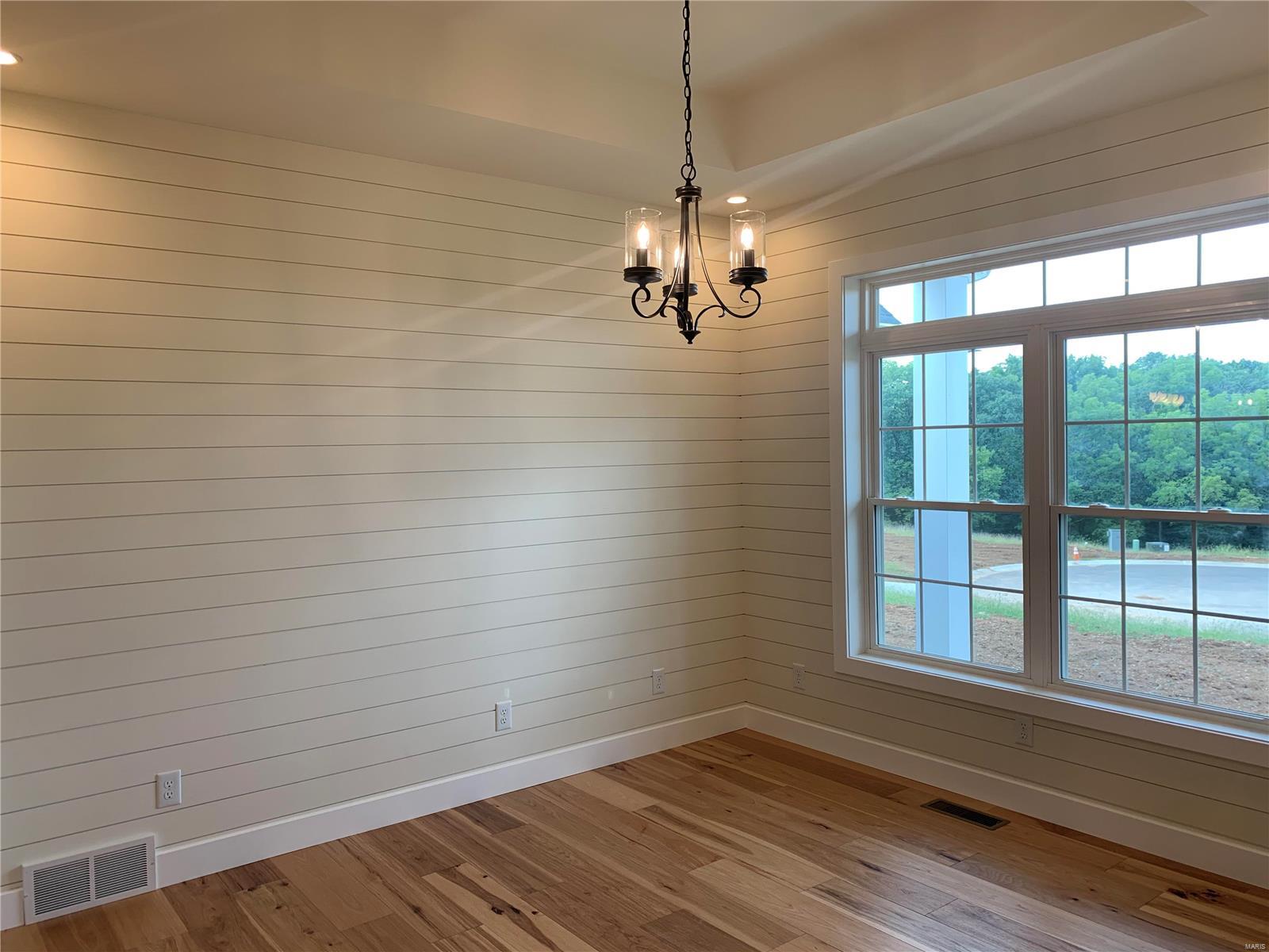 Oak Spring - Residential