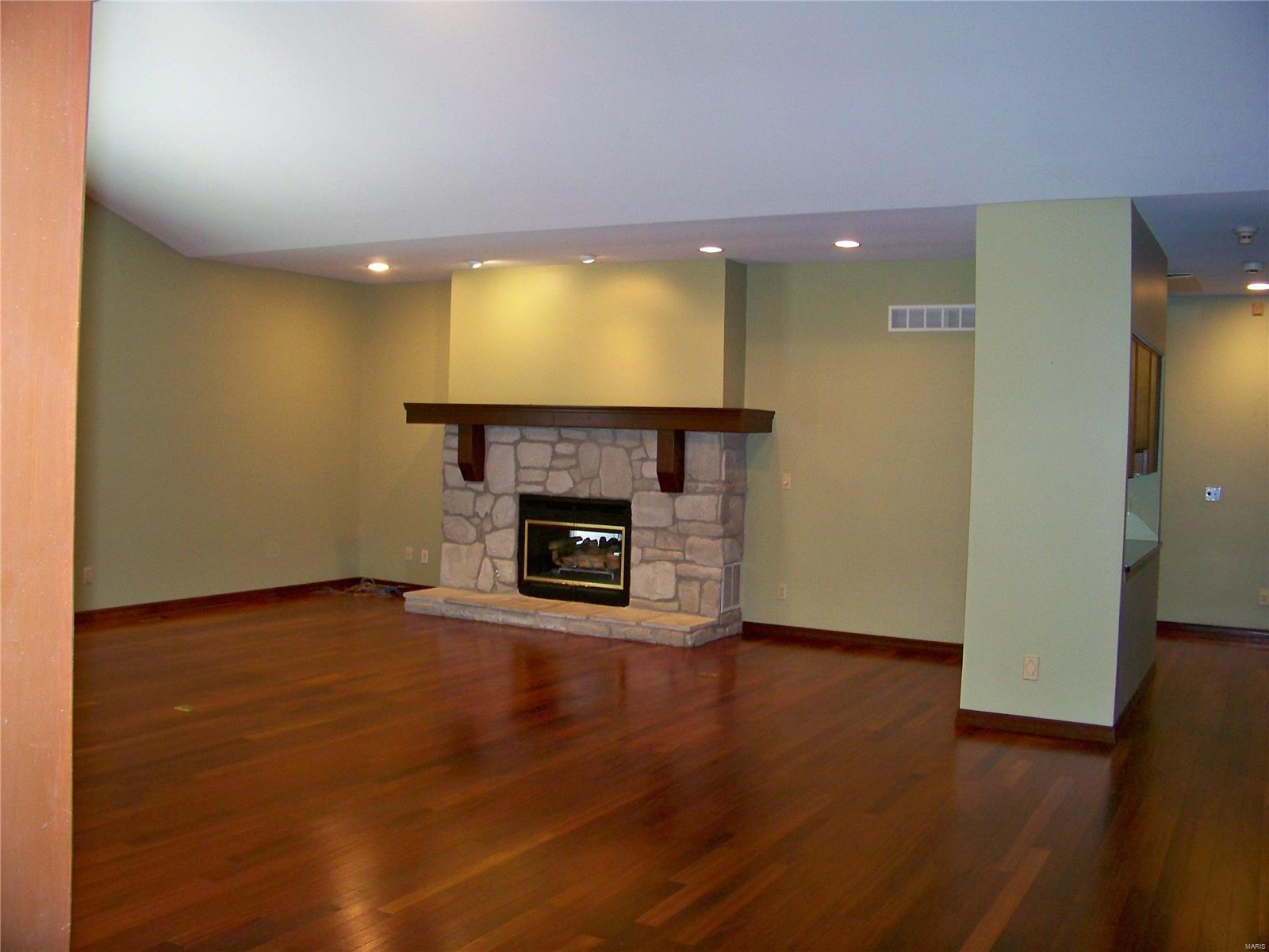 Eagle Glen Estates - Residential