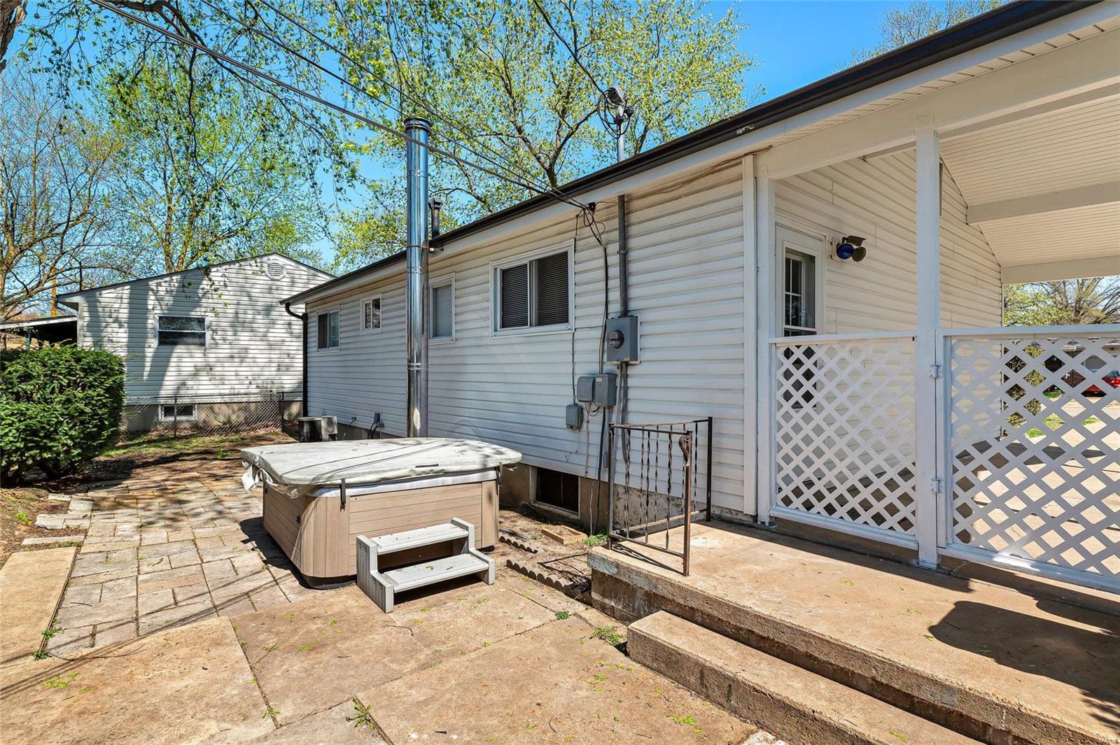 Florissant Gardens - Residential