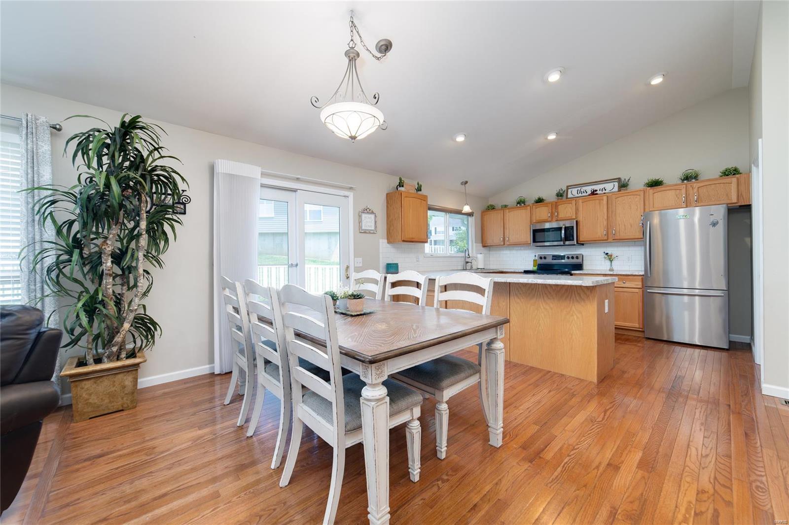 Reddington Oaks #6 - Residential