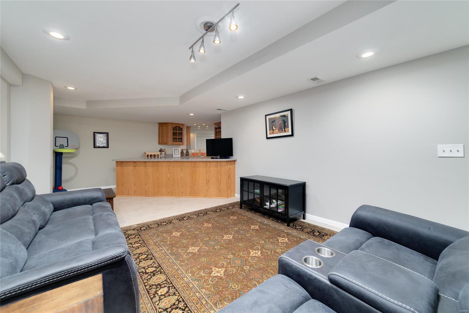 Reddington Oaks #6 - Residential