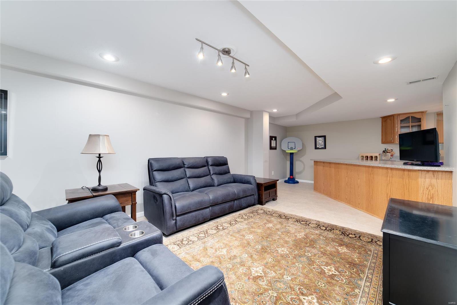 Reddington Oaks #6 - Residential