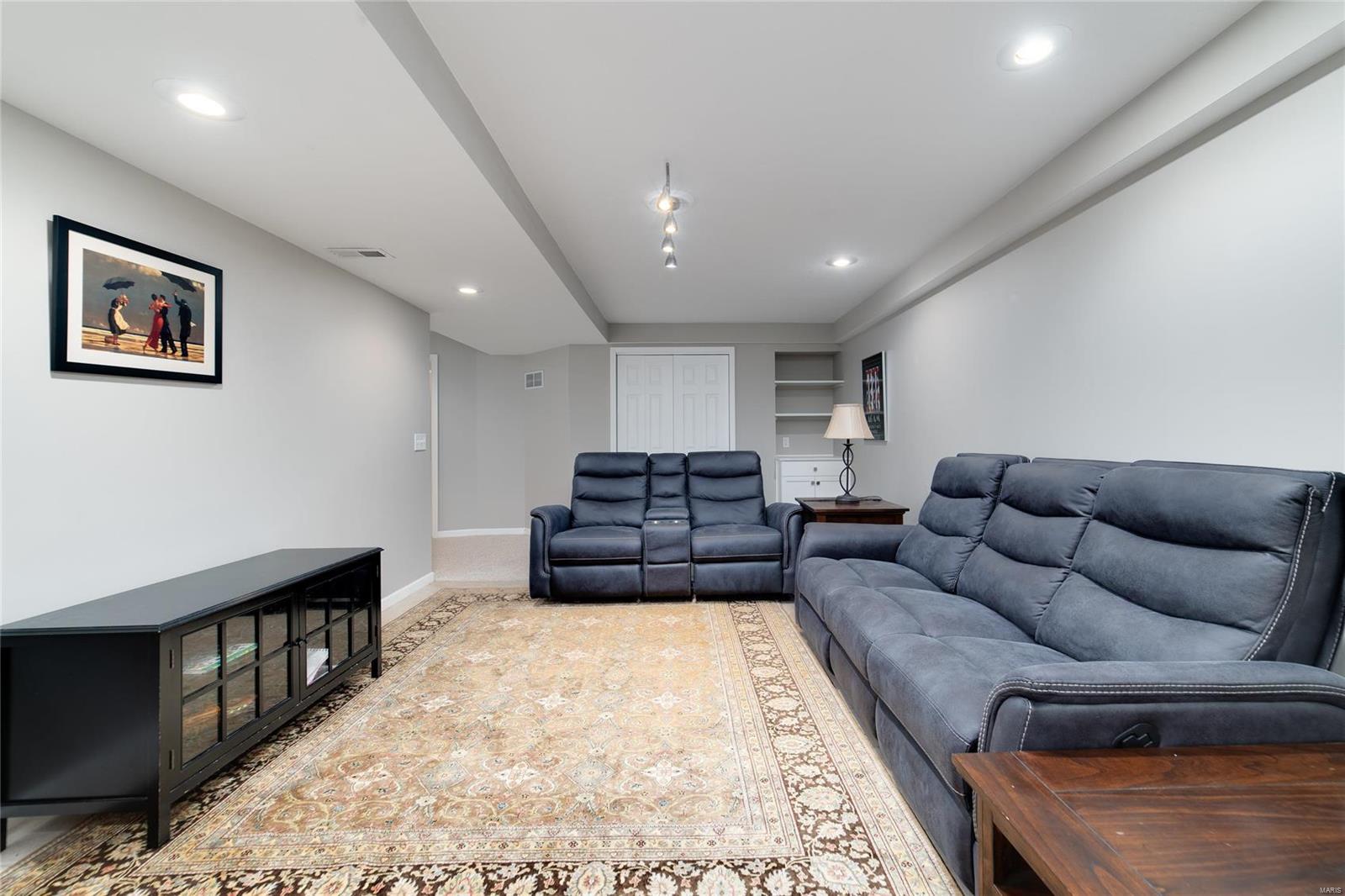 Reddington Oaks #6 - Residential