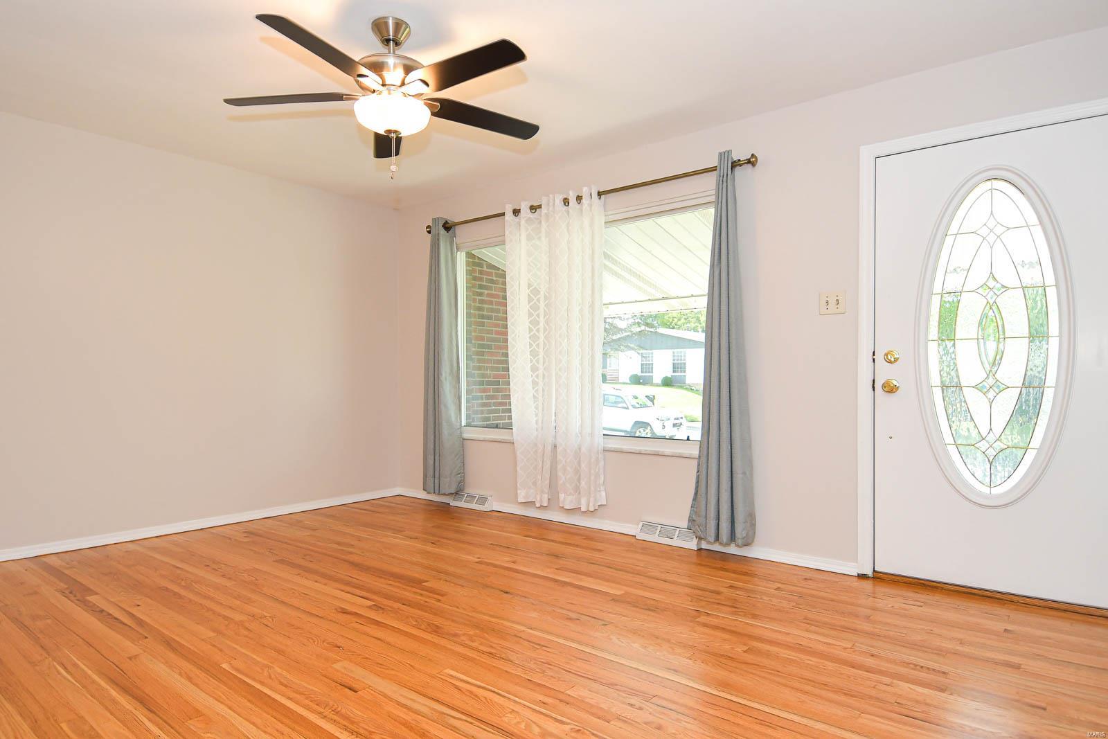 Saxon Manor South 1 - Residential Lease