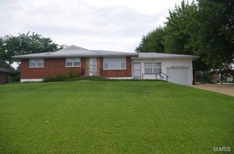 Spacious well maintained ranch with three bedrooms and 3 baths! Large lot with 25x15 patio and 14x9 storage buiding.  Double wide driveway.  Blinds through out. Large living and dining rooms; eat in kitchen.  Hardwood flring. Main floor family room/breezeway leads to partially finished lower level with 3rd bath.  HSA home warranty included! Convenient location close to major highways, parks and shopping!