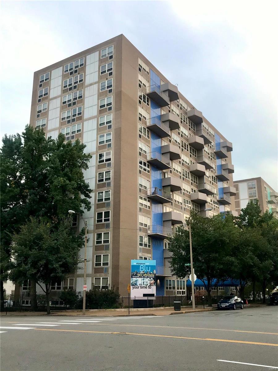 MLS listing entered for comps purposes only. Location: City