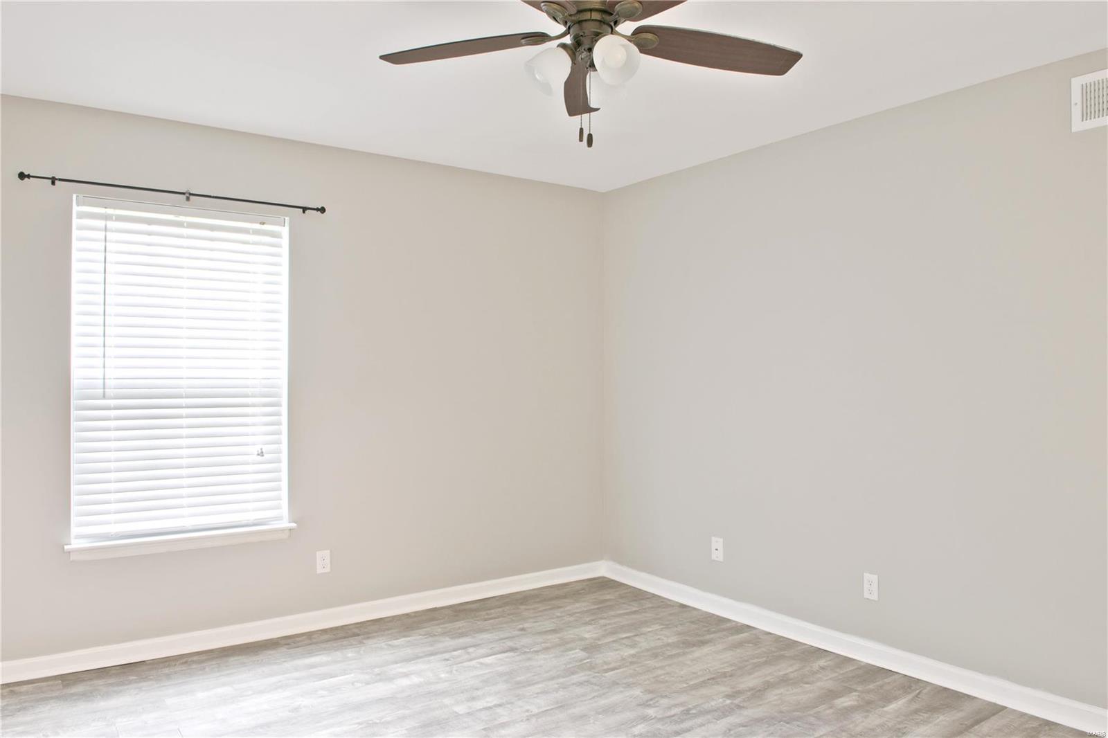 Towne Square Condominiums - Residential