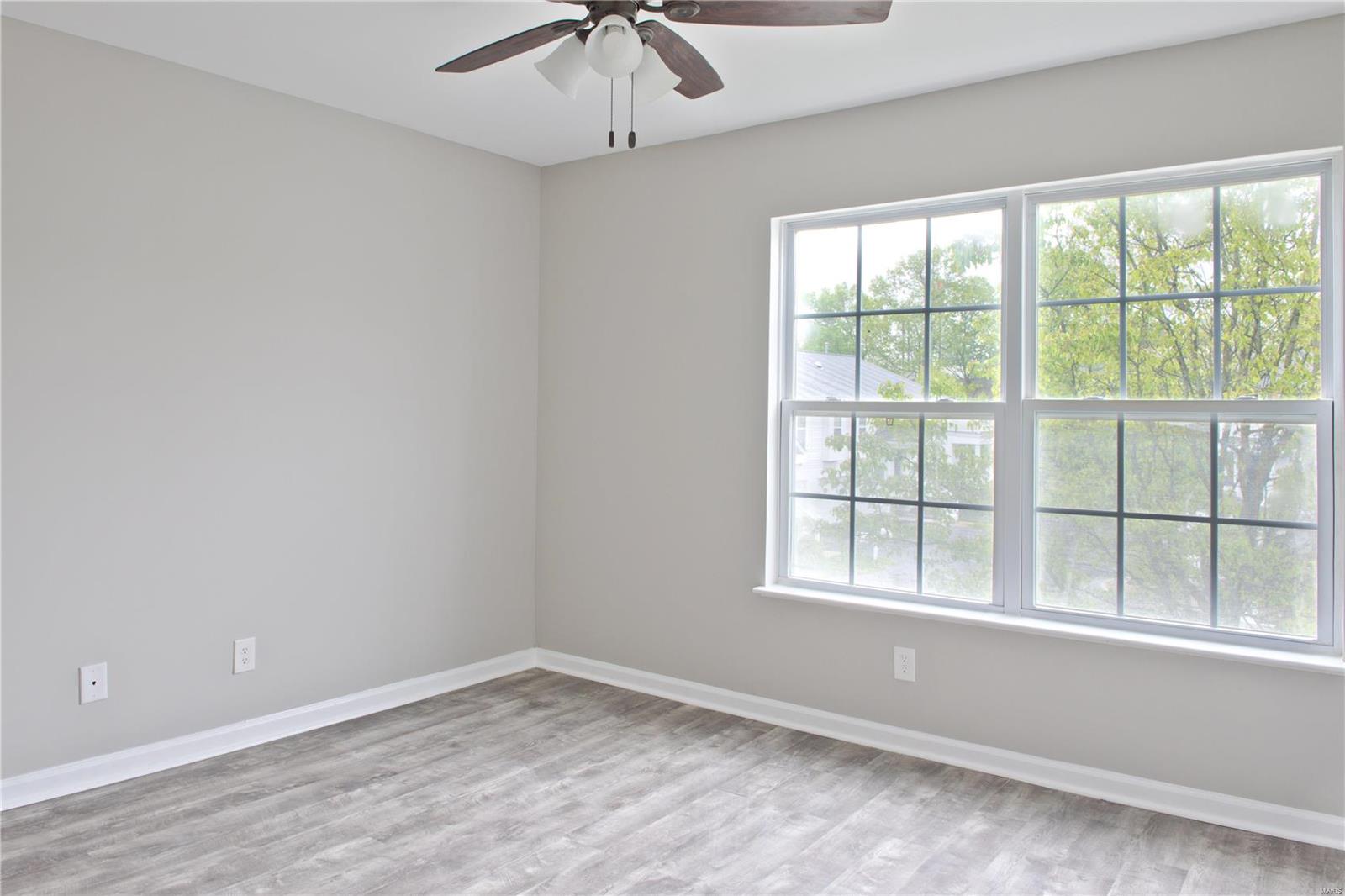 Towne Square Condominiums - Residential