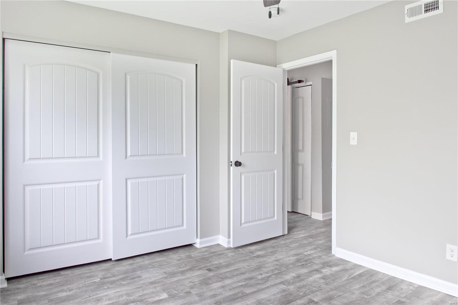 Towne Square Condominiums - Residential