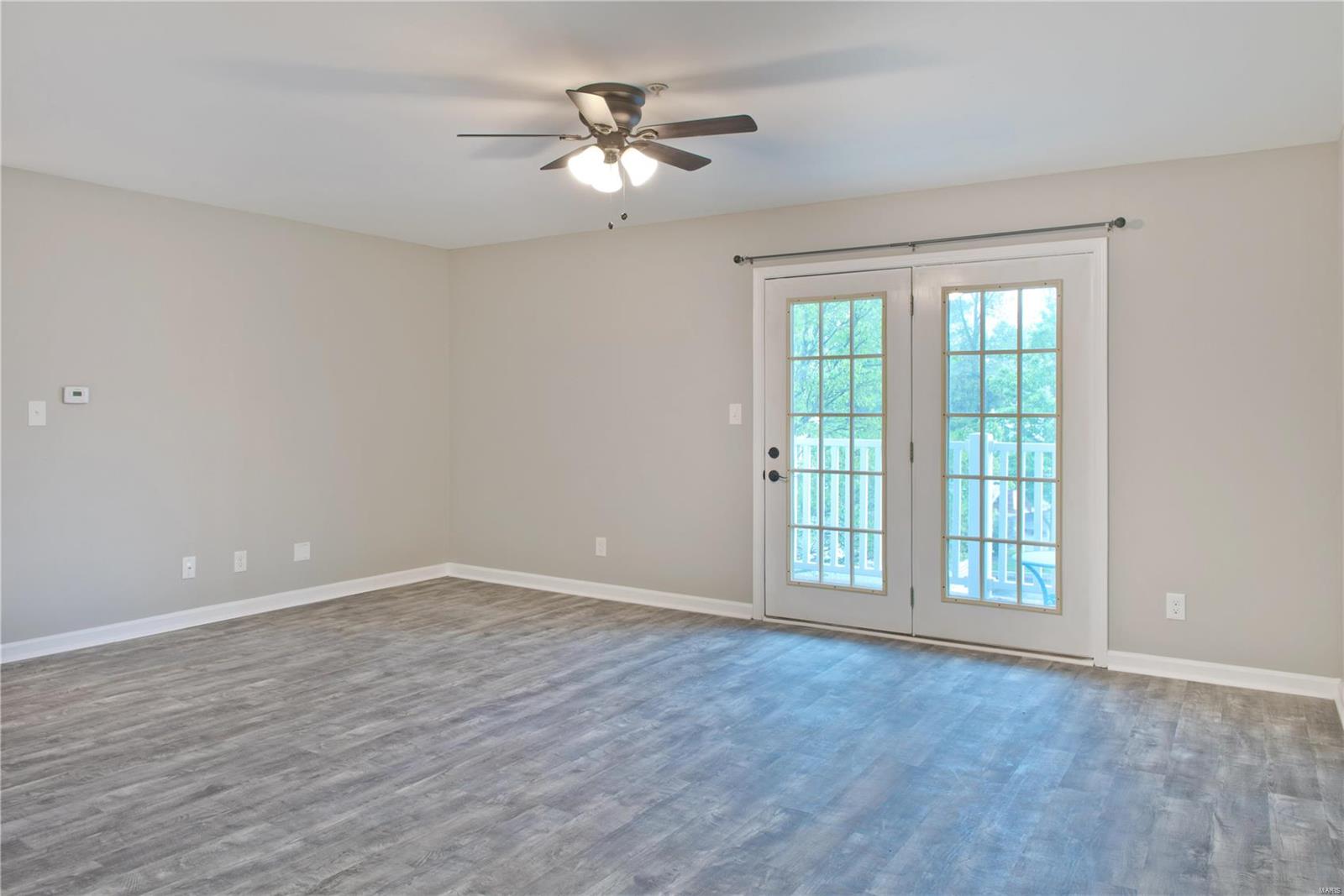 Towne Square Condominiums - Residential