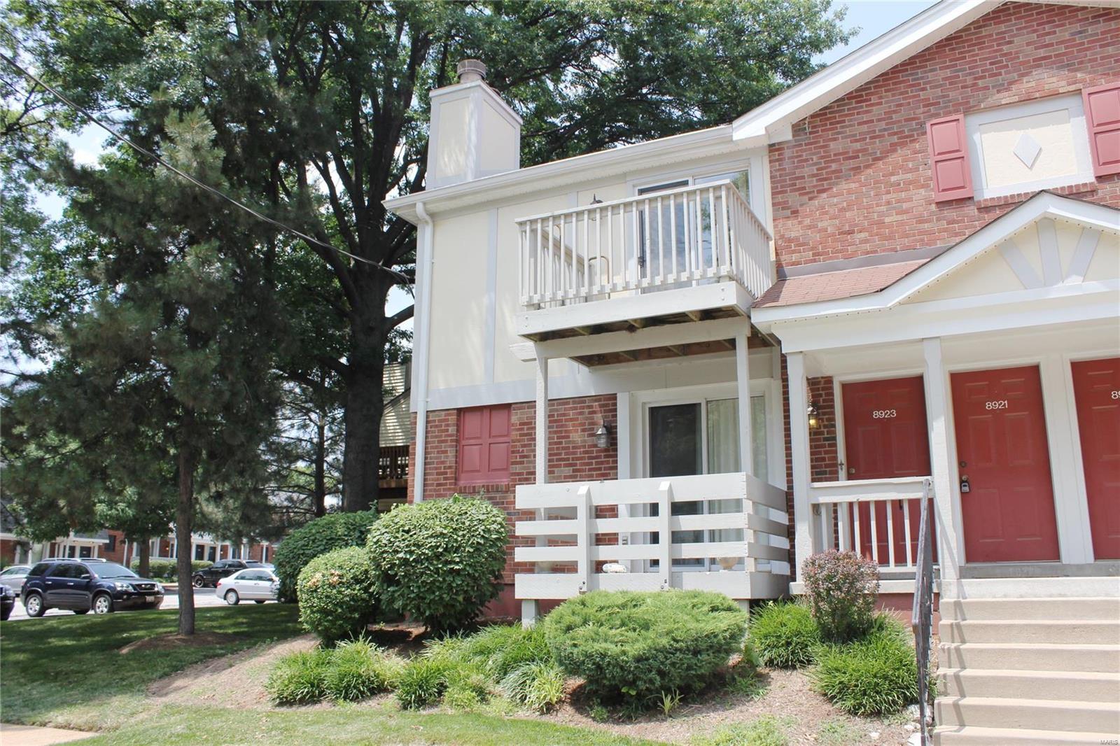 FOR COMP PURPOSES ONLY...Selling as-is, where is. Location: Corner Location, End Unit, Upper Level