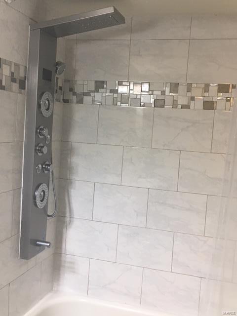 Radcliff Condo - Residential