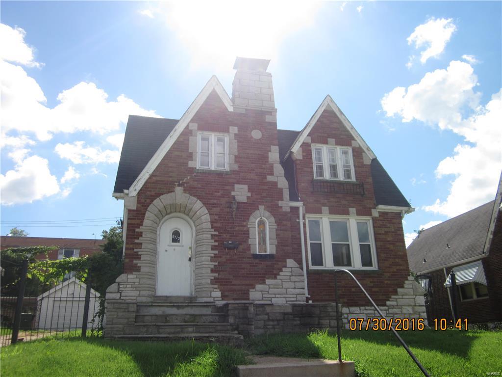 Don’t miss this brick and stone one and half story home located on a dead end street with off street parking. One the main level there is a living room with decorative fireplace, dining room, two bedrooms, one bath and a spacious eat in kitchen. Upstairs there is one bedroom and a full walk out basement.This is a lender-owned property and is being sold “as-is”. Seller is making no representations or warranties. Seller will not pay for any inspections or make any repairs. SpecialListingConditions: Foreclosure
