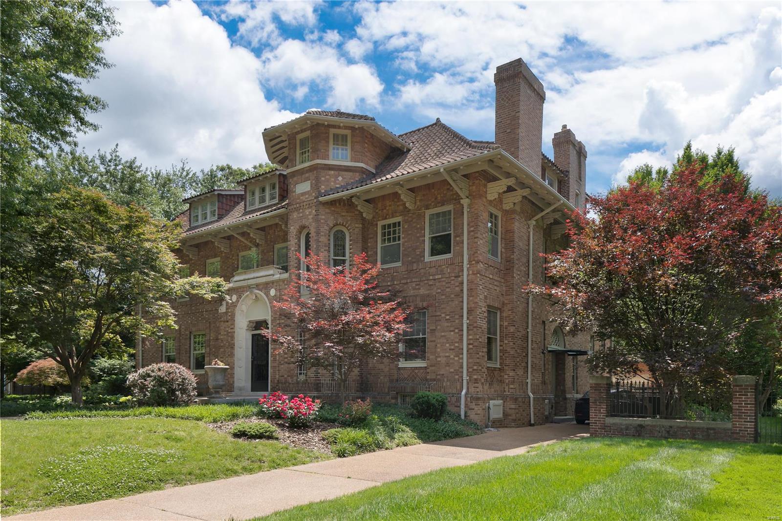 Designed by the prestigious architectural firm Hellmuth & Hellmuth, this 1915 Italian Renaissance-style residence features exquisite architectural detailing both inside and out. Highlights include highly detailed fireplace mantels w/ marble surrounds, elegant crown molding, wood paneling & wainscoting, original leaded windows, lighting fixtures & beautiful hardwood floors. This home has been sensitively updated w/ newer bathrooms, an updated eat-in kitchen w/ custom cabinetry, granite countertops, stainless appliances & recessed lighting. The third floor has been recently painted & carpeted. A large covered porch overlooks a private rear courtyard & pool surrounded by bluestone pavers and professionally landscaped garden creating a peaceful and private oasis. A three-car carriage house w/ second floor guest quarters provides additional living and storage space. This home is located on a premier and historic private street close to Forest Park, restaurants, shops and medical centers. Additional Rooms: Sun Room