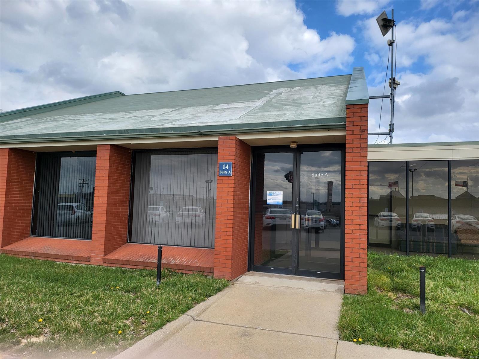 Medical Office Building For Sale
$1,150,000 Asking Price
18,207 SF
1.30 Ac Location: Business Park