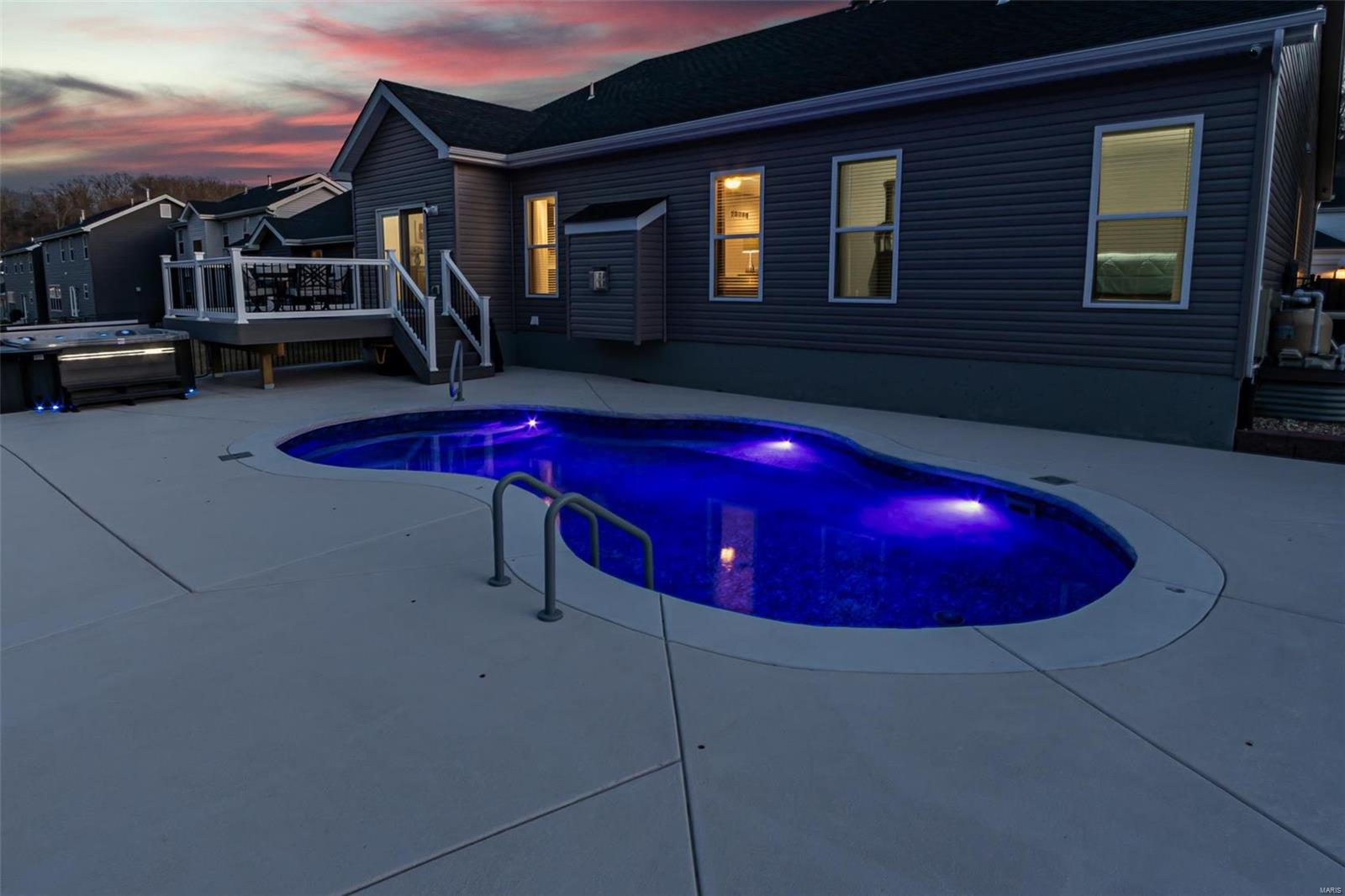 Fox Crk Ph One - Residential