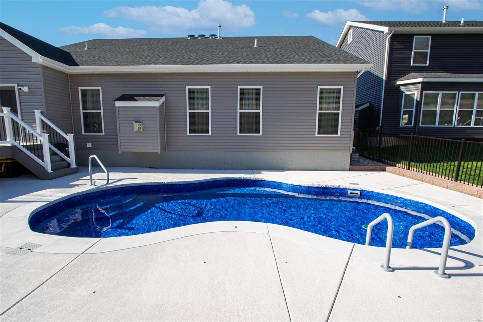 Fox Crk Ph One - Residential